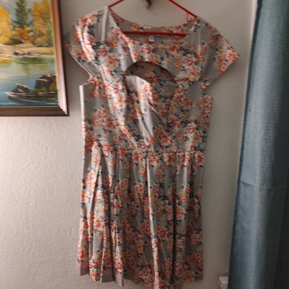 Lauren Conrad floral dress size 14
